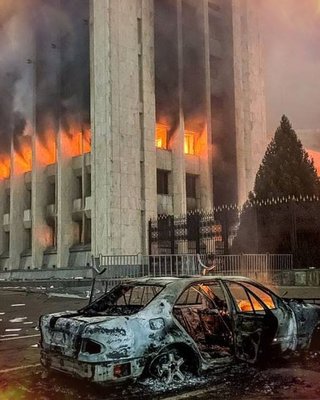 Криминал на улицах вместо смены власти. Семь промежуточных итогов протестов в Казахстане