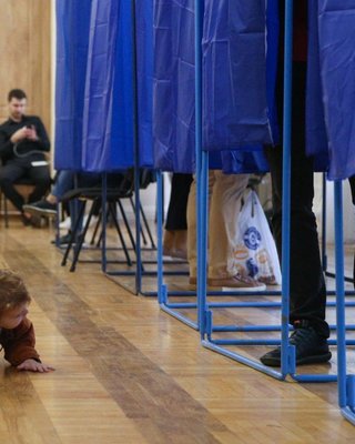 Цветы внутренней эмиграции. Где прятались избиратели Зеленского