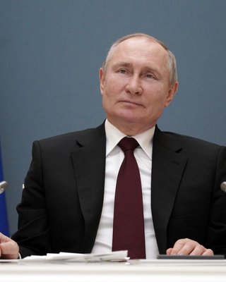 Проект "Главный зритель": бывший шеф-редактор "Вестей" раскрыл как Путину годами готовили отдельные выпуски новостей