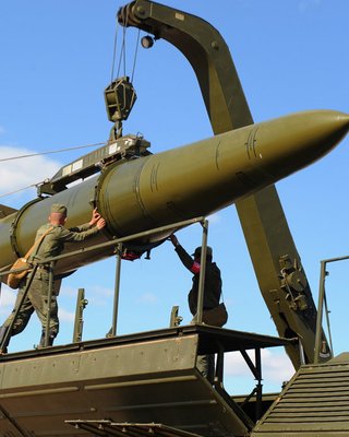Тщательно просчитанный террор: сколько баллистики производит Россия и когда она закончится