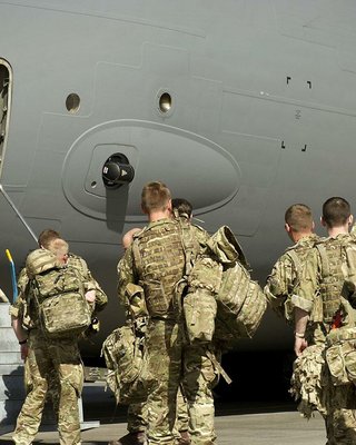 Коли слова мають значення. Яку роль відіграватимуть НАТО та Британія у війні України з Росією