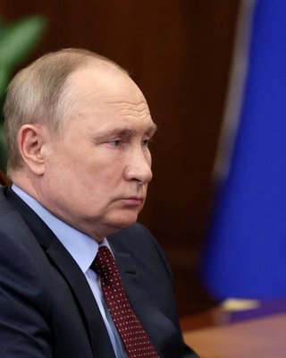 Росії критично потрібна пауза. Чому Путін раптово заговорив про мир