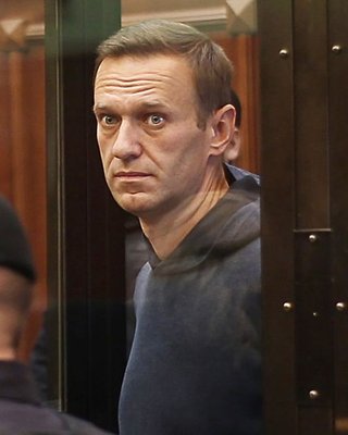 Олексій Навальний помер у колонії