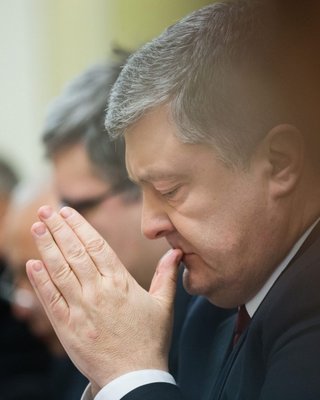Порох Давоса. Как превратить антикоррупционный суд в транш от МВФ