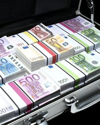 ПАСЕ и деньги. Не нужно путать Украину с ее "зарюмсаными" депутатами