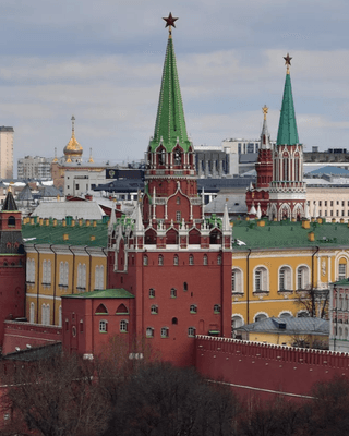 На руку Украине. Как ударят по Путину и Кремлю истории с Надеждиным и Навальным