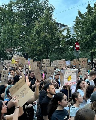 Федоров, Залужний, Сирський: хто і як використовує акції протесту в Україні