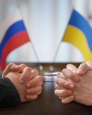 Примус до переговорів: чому Путіна не вдасться посадити за стіл раніше, ніж через 3–4 місяці