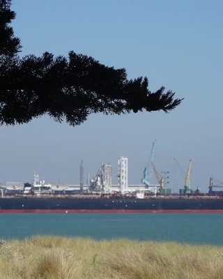 Катастрофа для Европы: Россия планирует "грязную" атаку в ответ на захват танкеров "теневого флота"