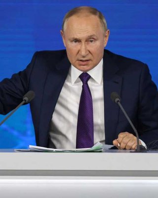 Батько брехні. Чому Путіну заважають жити популярні рокери — Макаревич, Гребенщиков, Шевчук