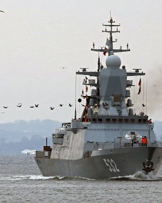950 км по прямой через эшелонированную оборону: как удалась атака Украины на Кронштадт