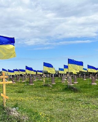 Неiндефiкованi тiла вiйскових: катастрофа вiйни чи системний провал