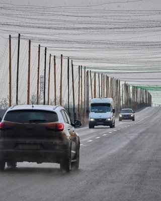 Сітки на мостах: від атак "шахедів" не захистять, але все одно корисні