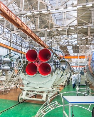 Прощай, "Рассвет": как украинский удар по заводу "Прогресс" в Самаре бьет по российскому Starlink