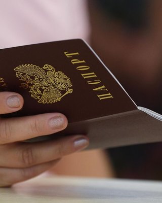 Кадрова діра в системі безпеки України: чому люди, які мають прямі зв'язки з РФ, отримують доступ до держтаємниць