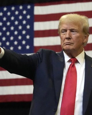 Трамп хочет сделки, а не войны: что принесет миру день 8 августа