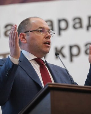 Відставка Степанова