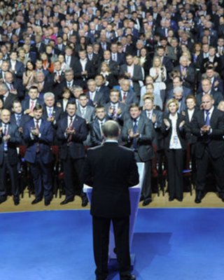 Коллективный Путин. Россияне согласились стать винтиками Системы
