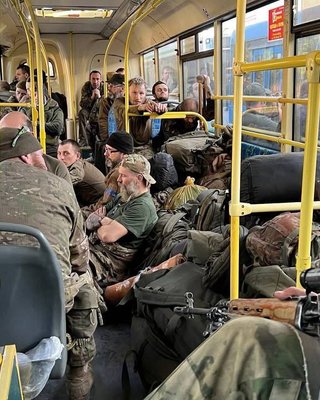 Побачити героїв. Чому російські солдати бояться, але захоплюються захисниками "Азовсталі"