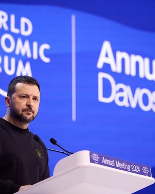 Зеленский пытается разбудить Европу: почему президент Украины был так резок в Давосе