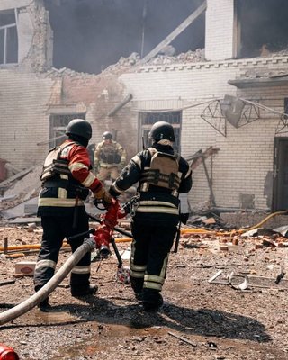 Симетрична відповідь чи розумна пауза: як Україна відреагує на удар РФ по Сумах