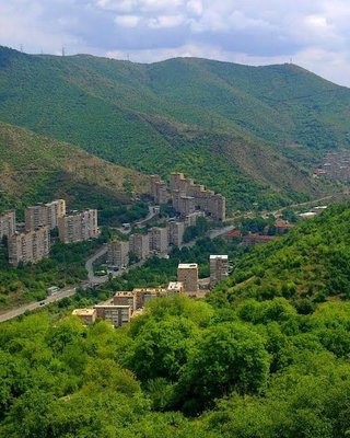 Азербайджан вернул контроль над Карабахом