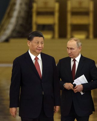 Путин капитулировал перед Си: 8 пунктов, по которым Россия проиграла Китаю
