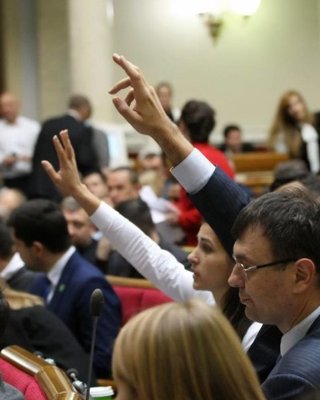 Президент объявляет, но решает парламент: как в Украине формируется правительство