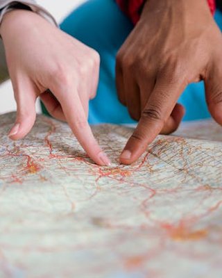 Геополітика, дипломатія, механізми влади: хто малює карту світу