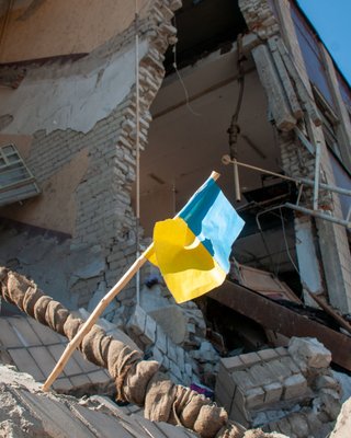 Україна в огні. 30 днів спротиву