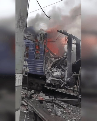 Россияне атаковали пассажирский поезд "Киев – Шостка"