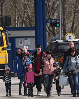 У Польщі народилося понад 4500 українських дітей. Але плану щодо їх повернення в Україну немає
