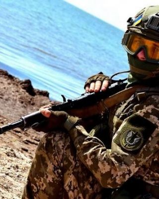 Невоенное положение. Почему быть наблюдателем в собственной истории — унизительно