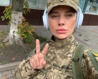 Не на поле боя: почему умерла военная и бывшая стилистка Зеленского Шура Рязанцева