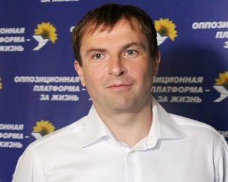 Снял квартиру за 5 дней до войны: нардеп второй год живет в Польше, — расследование (фото)