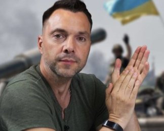 Русь-Україна. П'ятий проєкт Арестовича: як житимемо, якщо він стане президентом