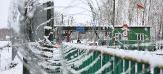 "Не бойтесь! Сосед у нас мирный". Что думают об угрозе войны в селах на границе Беларуси и Украины