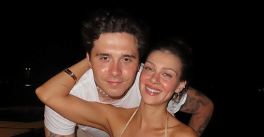 Нікола Пельтц і Бруклін Бекхем відзначили річницю одруження (фото)