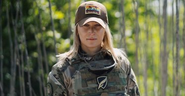 Отчет об окопных свечах: иностранцы отказываются передавать Украине помощь из-за новых законов, — волонтер