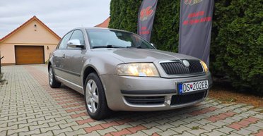 Завидна витривалість: виявлено флагмана Skoda з пробігом майже 900 тис. км (фото)