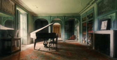 Усередині особняка понад 400-річної давнини знайшли "покинуту" бібліотеку (відео)