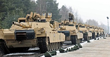 Гроші будуть, зброя – теж. Чому не варто побоюватися припинення допомоги Україні від США та МВФ