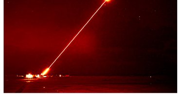 Прожжет ракеты и БПЛА за секунды: что известно о "секретном" лазерном оружии США