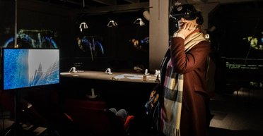 Украинский космос.  Первая украинская биеннале цифрового и медиаискусства "30 лет Свободы"