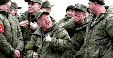 Мародерят везде: жители Брянской области жалуются на бесчинства солдат РФ, — журналист  (видео)