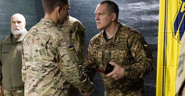 Бойцы хотели ехать на Киев: главы МВД и СБУ раскритиковали обыски НАБУ у командующего Нацгвардии