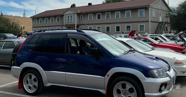 В Украине заметили редкий кроссовер Mitsubishi с двигателем от Lancer Evolution (фото)