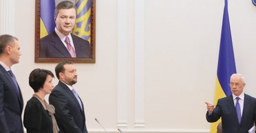 Реванш бывших. Почему Суд Евросоюза снял санкции с соратников Януковича