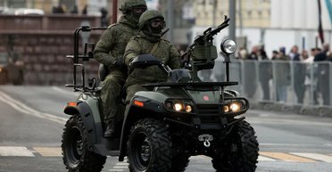 Піхота ЗС РФ вчиться проводити штурм позицій із застосуванням мотоциклів (відео)