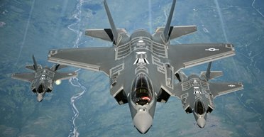 С прицелом на Венесуэлу: США направляют в Пуэрто-Рико 10 истребителей F-35, — Reuters